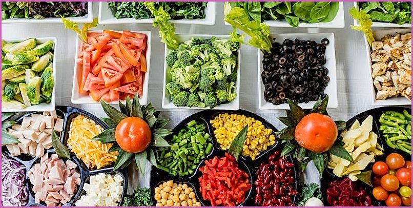 Alimentos saludables y frescos - frutas y verduras